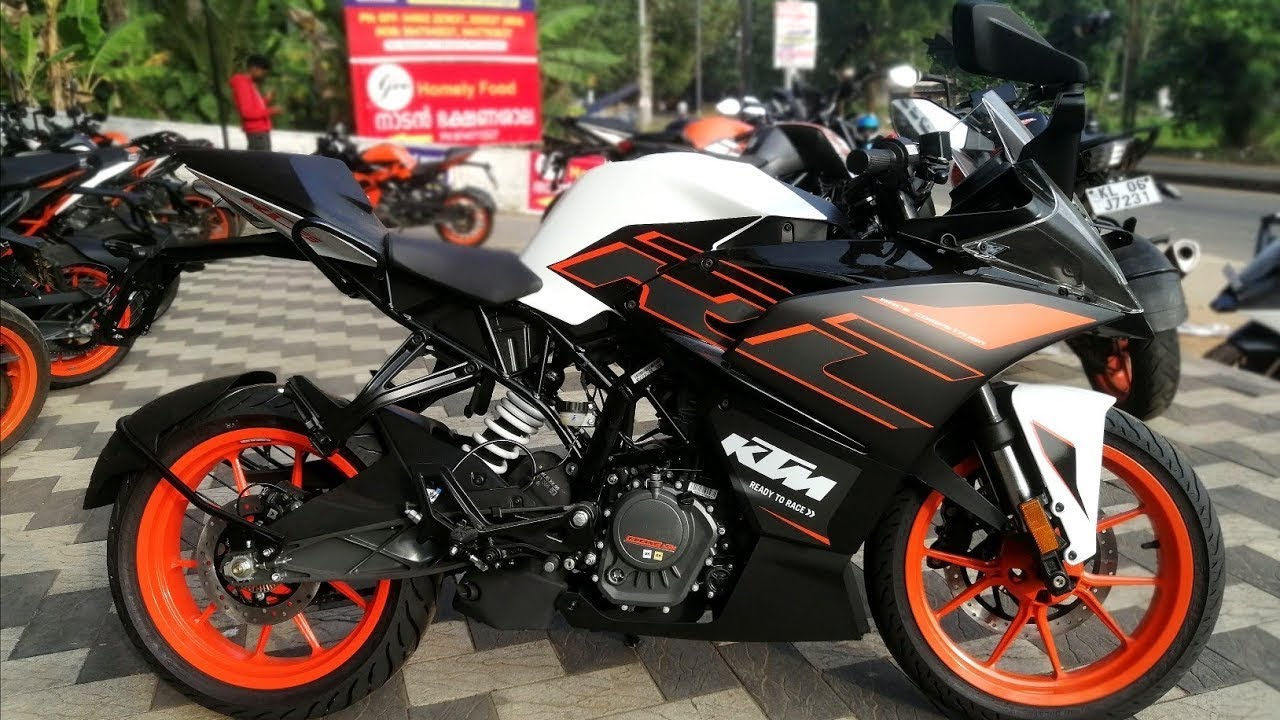 Taking delivery of KTM RC 125!!🤩 🔥 🔥 [ Priyank Sharma Vlogs]