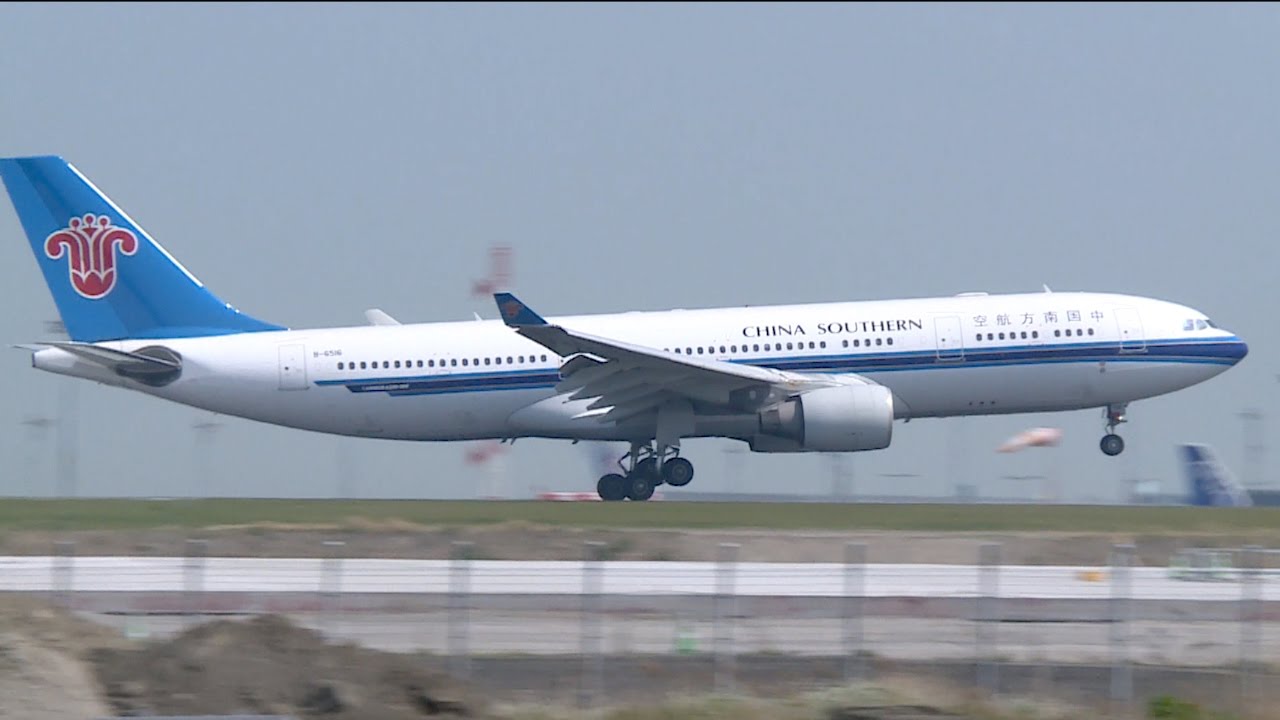 【飛行機】 着陸 : CSN （中国南方航空）  Airbus 【羽田空港】（つばさ公園）