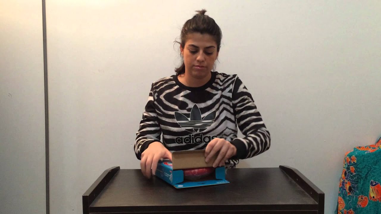 HORI Wheel for Mario Kart 8 unboxing