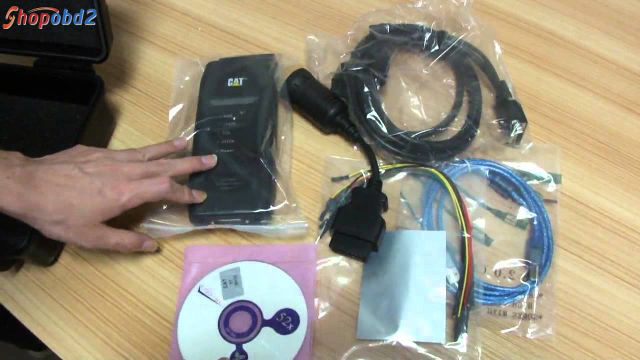 CAT ET III Diagnostic Adapter With Bluetooth