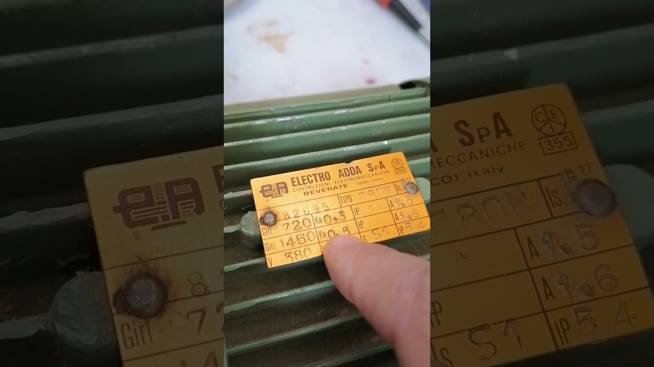 Moteur à 2 vitesses avec 2 enroulements séparés.