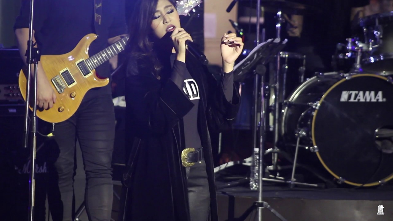 [FancamFull] 161223 Aim #AimB4Xmas Concert #aimsatida #เอมน้ำ