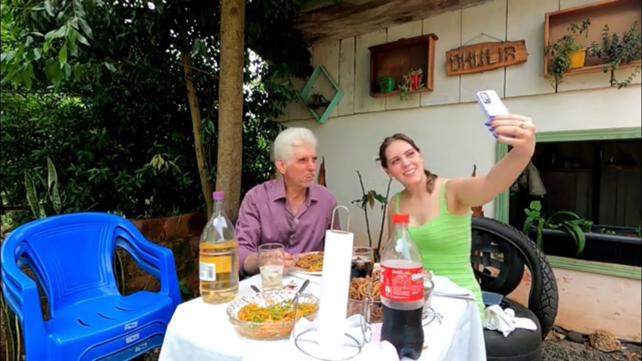 Macarrão no disco de arado - Almoço de pai e filha