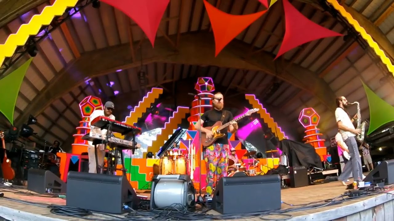 “Guru” / “DubGuru (feat. Peewee Dread)”  - TreeHouse! Live at Shangri-La Festival 2024