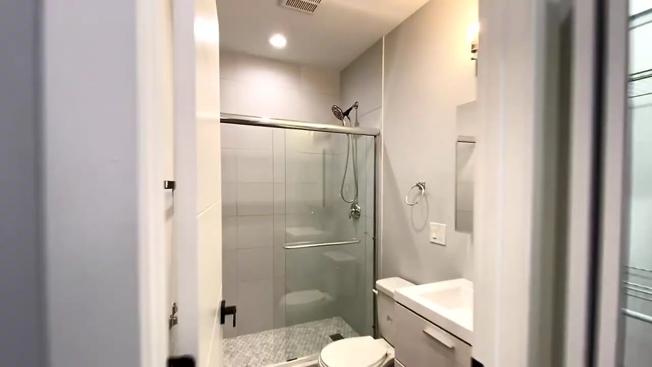 1550 W Juneway Ter. #1C, Chicago, IL 60626