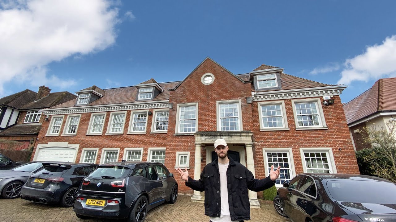 Touring a £6,000,000 Hadley Wood London Mansion (full property walkthrough)