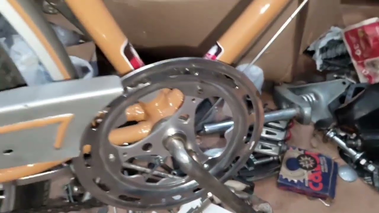 BICICLETA CALOI BALÃO 1979 OU 80 RESTAURADA E FELIZ NATAL PARA TODOS VOCÊS QUE ME SEGUEM