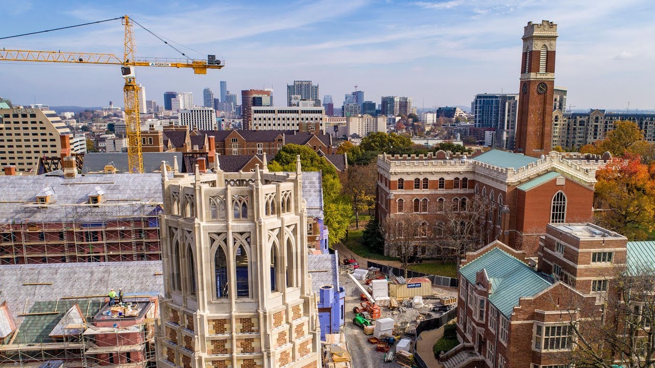 How E. Bronson Ingram College is Built