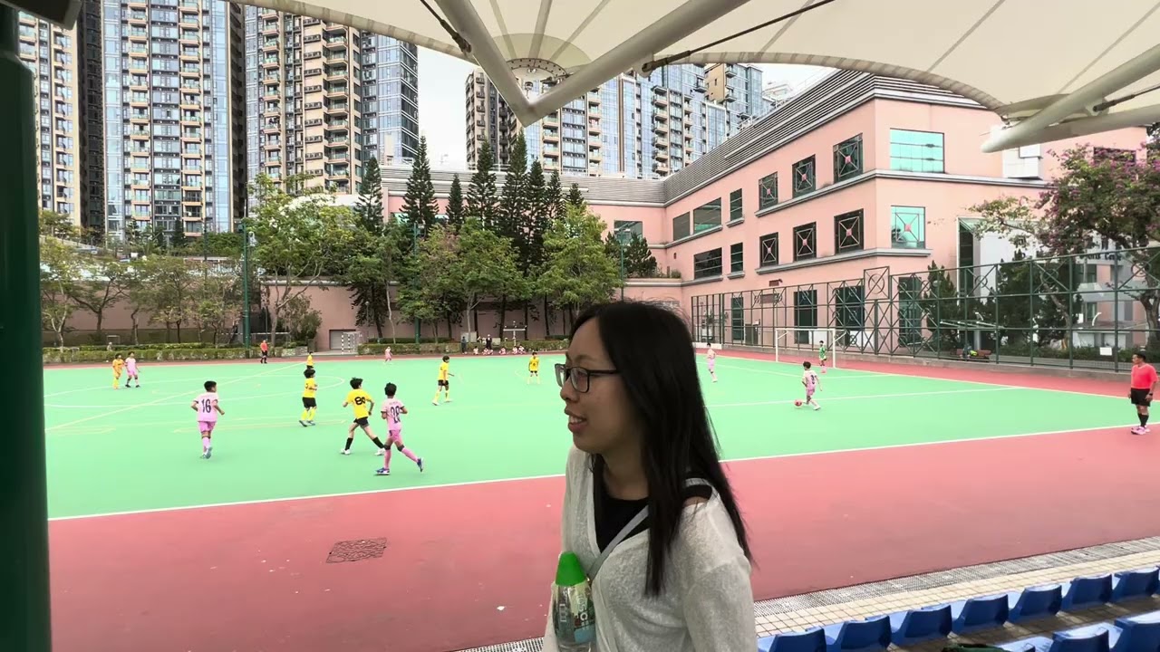 V Academy vs 鳳梨兵