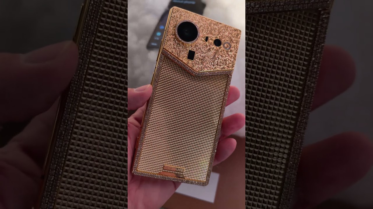 Telefon od... producenta odkurzaczy
