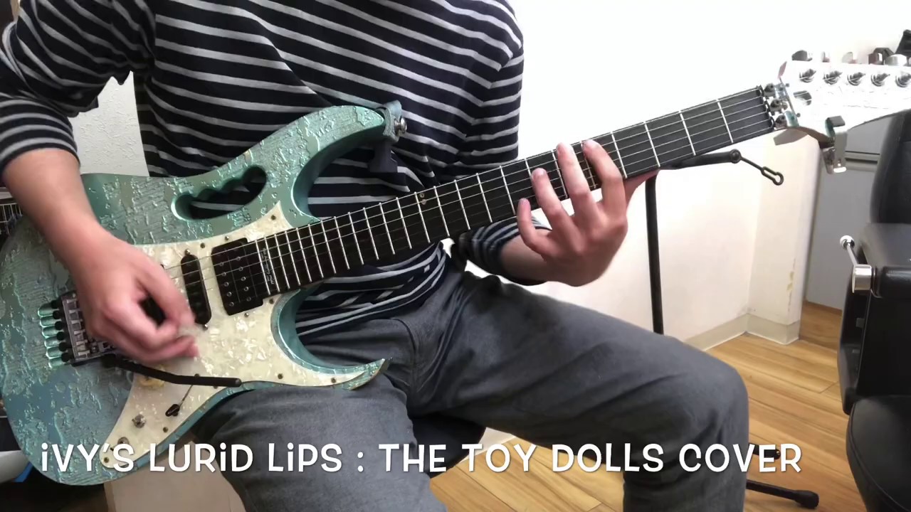 Ivy’s Lurid Lips : The TOY DOLLS cover