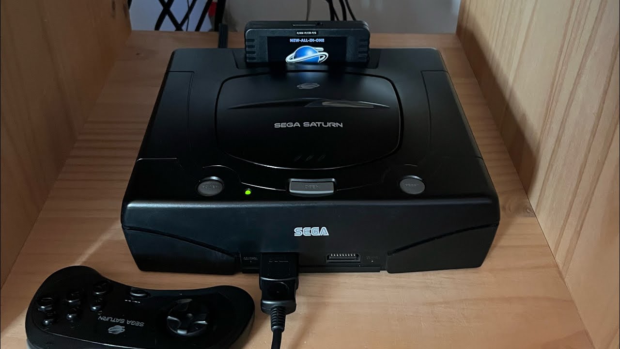 Псевдо-кай: демонстрация игр для Sega Saturn.