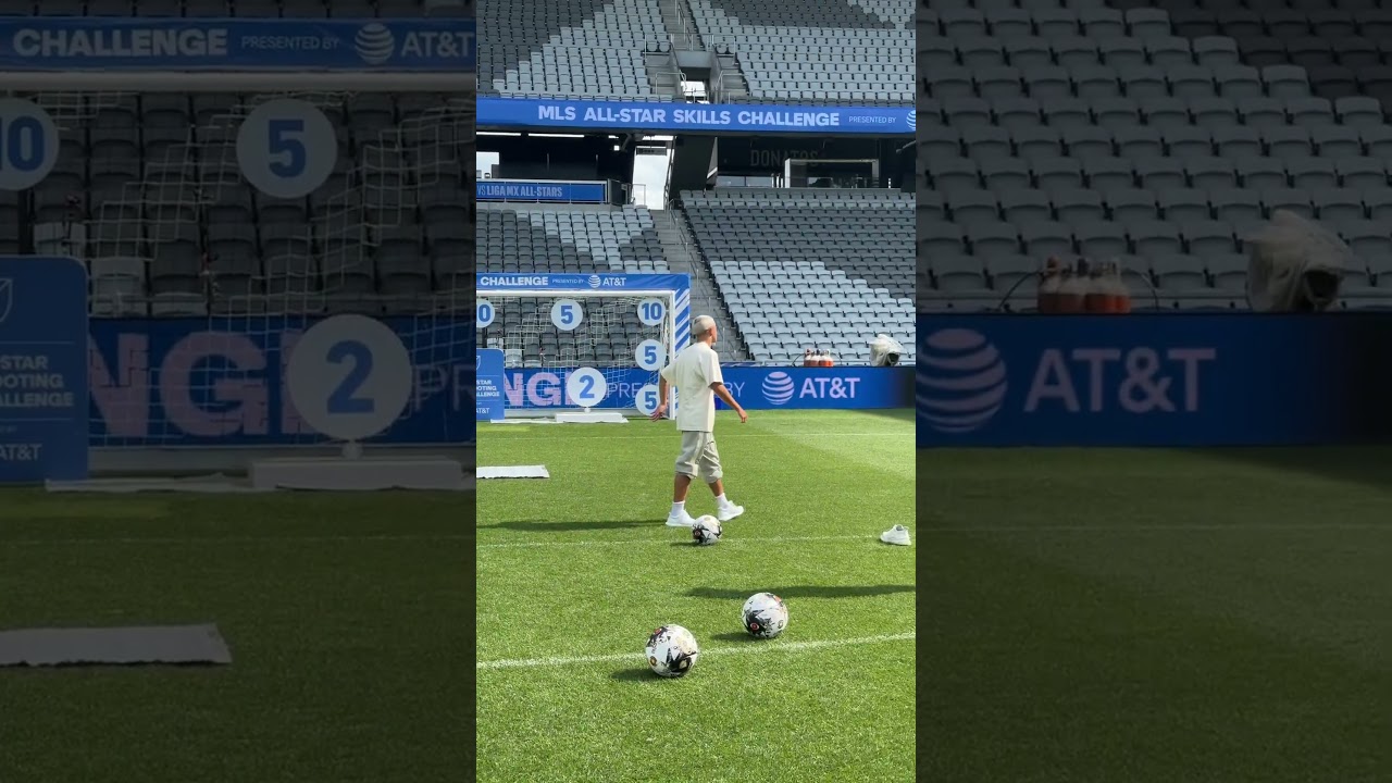 Too easy 😂 shoulda put him in the skills challenge @mls #mls #philadelphiaunion #skills