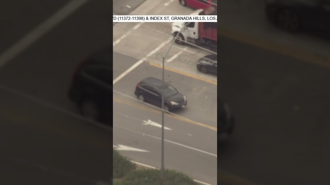 Persecución finaliza con un choque de alta velocidad en la autopista 210 en Pasadena