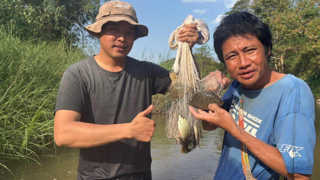 ไปเยี่ยมพี่ขาว ลุยน้ำหาปลาในแม่น้ำลำภาชี .มาประกอบอาหาร.🐠