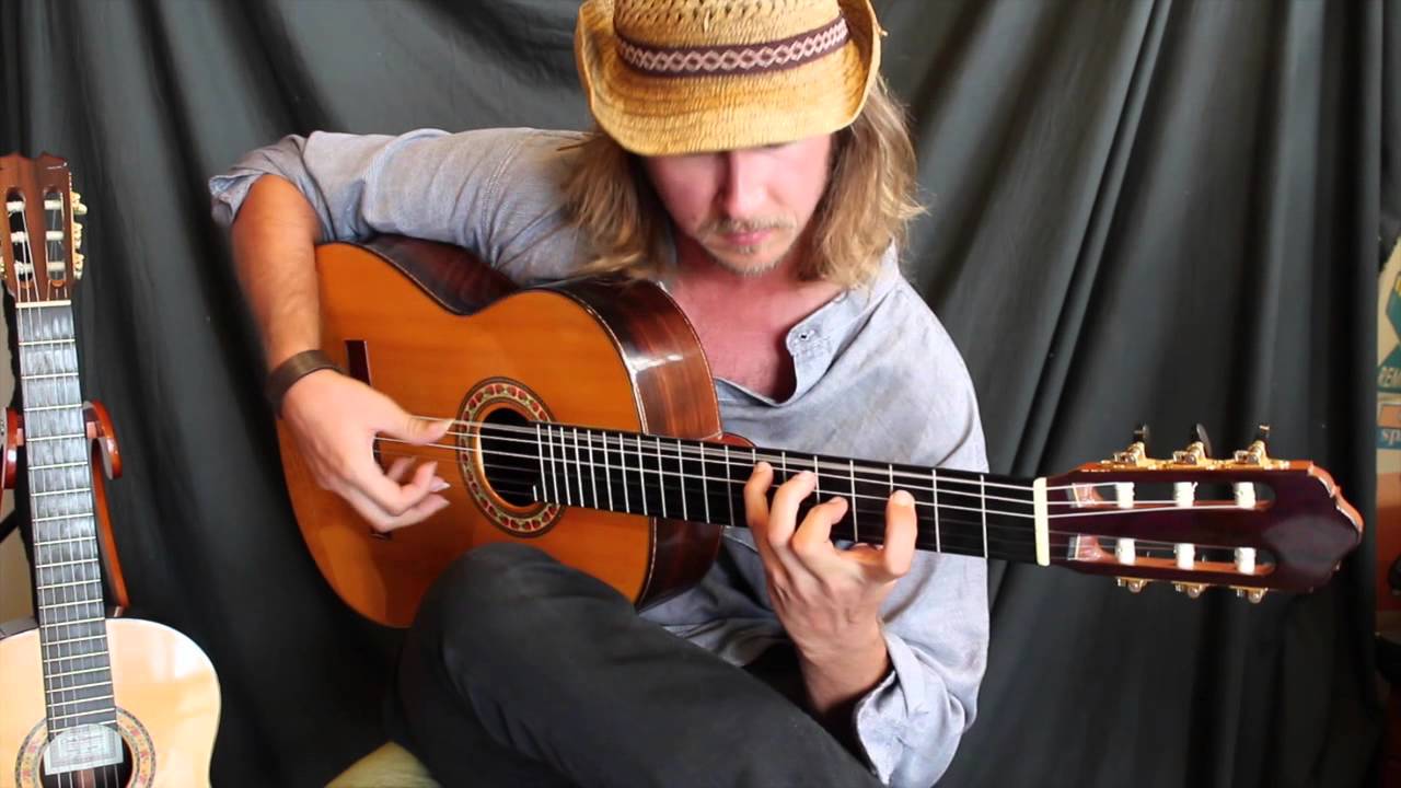 Lester DeVoe Flamenco negra at Rick Falkiner's guitar Centre