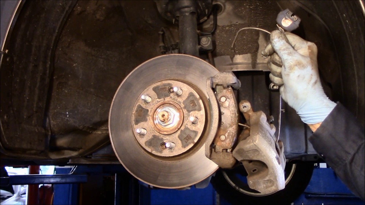 How to replace front and rear brakes 2014 Hyundai Elantra