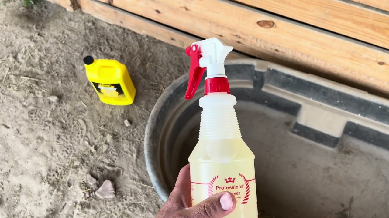 Pyranha Wipe N' Spray Fly Protection Spray for Horses, 1 Gallon | Review & Demonstration