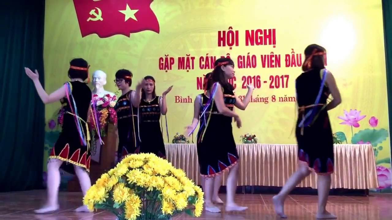 Múa Tiếng chày trên Sóc Bom Bo - trường THCS Bình Minh