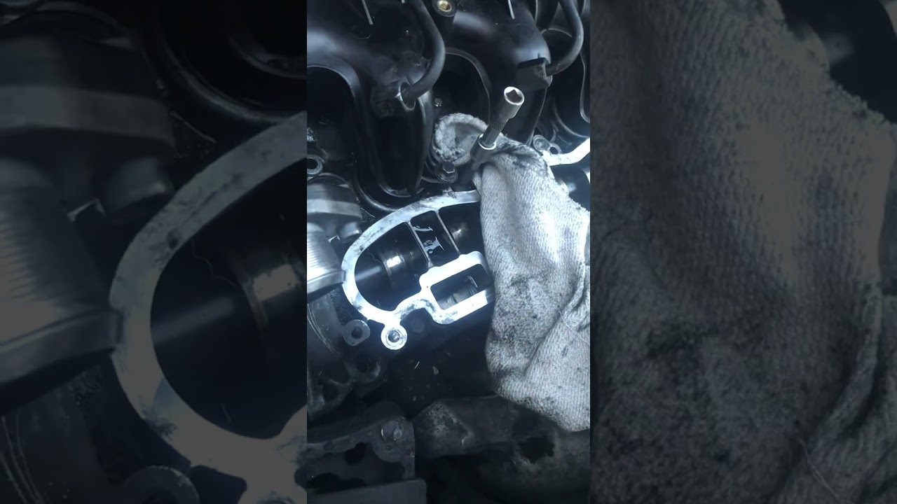 Changer vis colonnettes injecteurs 1.6/1.4 hdi Citroën /psa