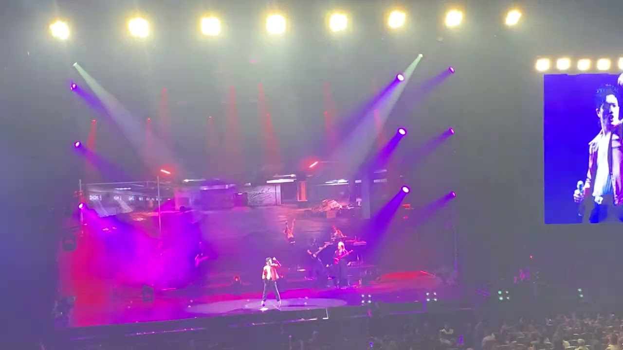 Lenny Jay en Gran Arena Monticello de Chile: Beat It - This is Michael - HD HQ