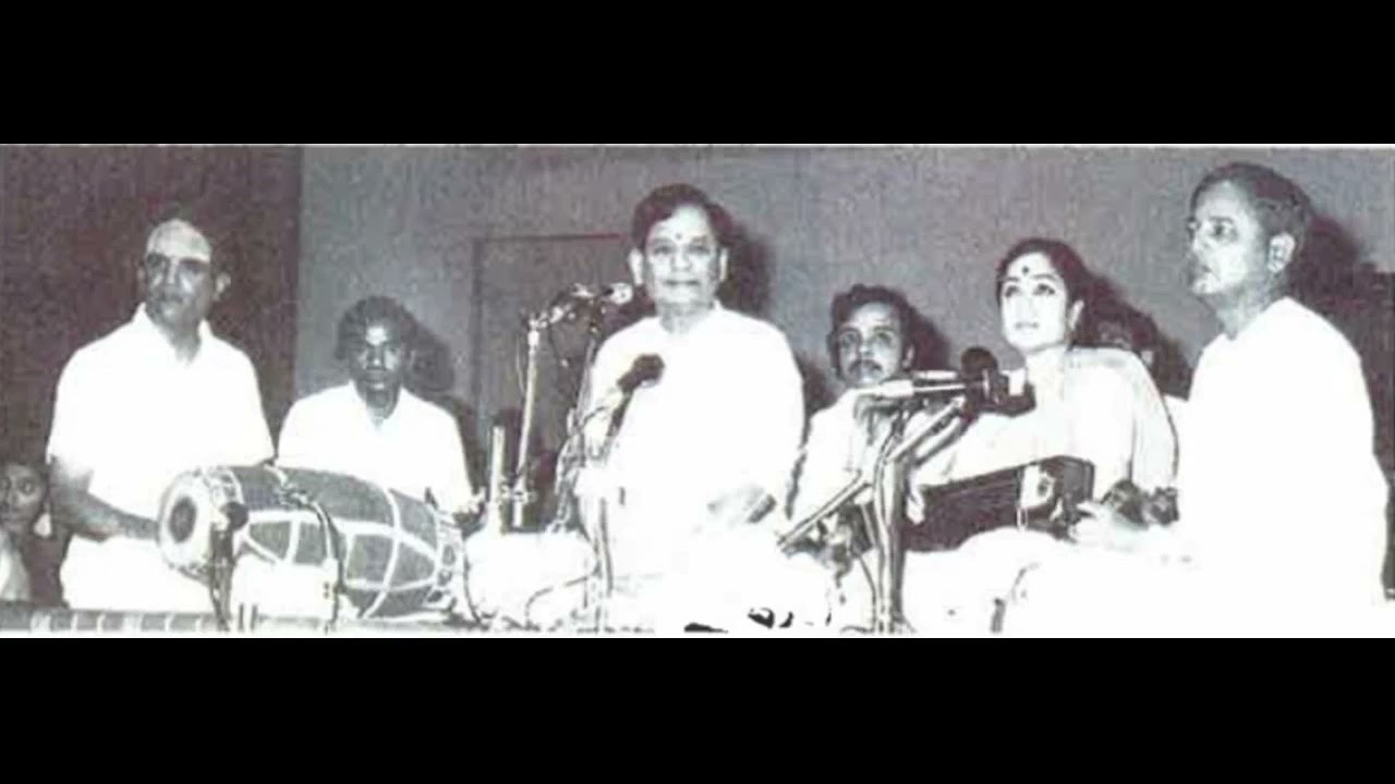 Dr. M Balamuralikrishna-Annavarapu Ramaswamy-Umayalpuram K Sivaraman @ SNBSS, Mysore (8/23/1981)