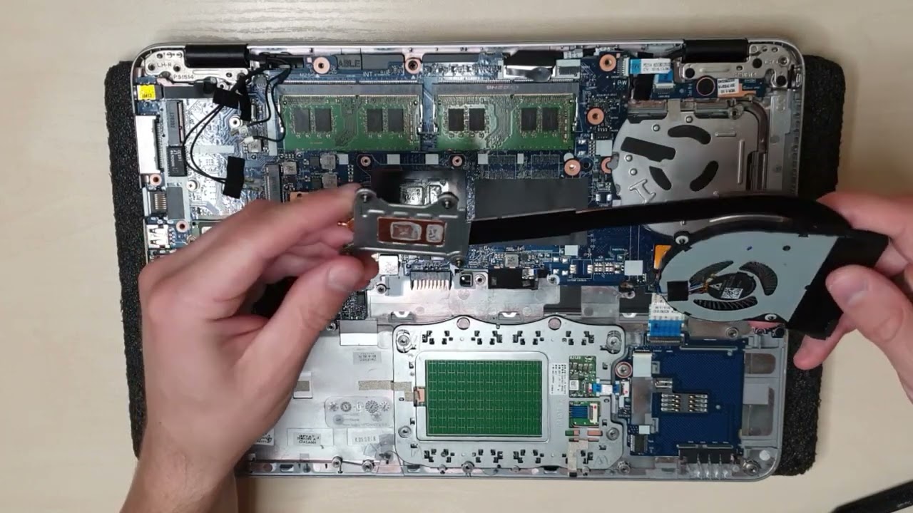 HP EliteBook 840 G3 How to disassembly and Clean