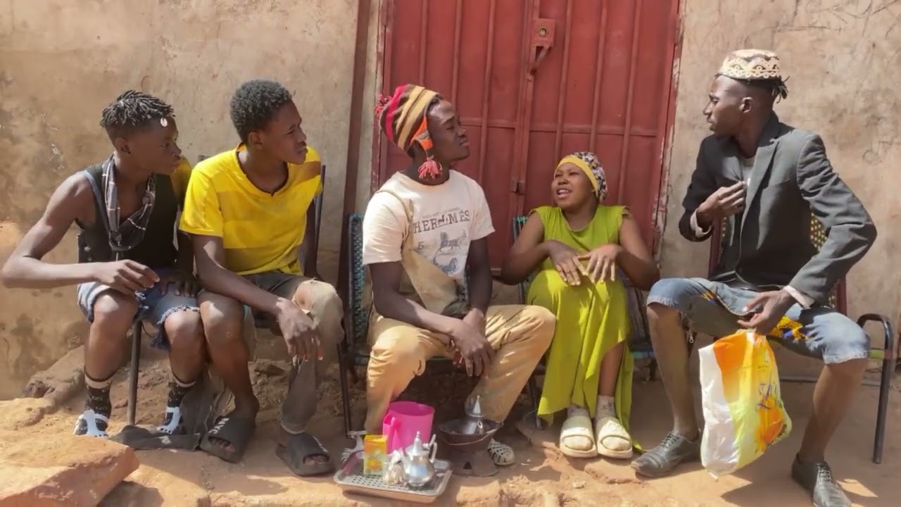 Farafina 300 officiel ka tapaa