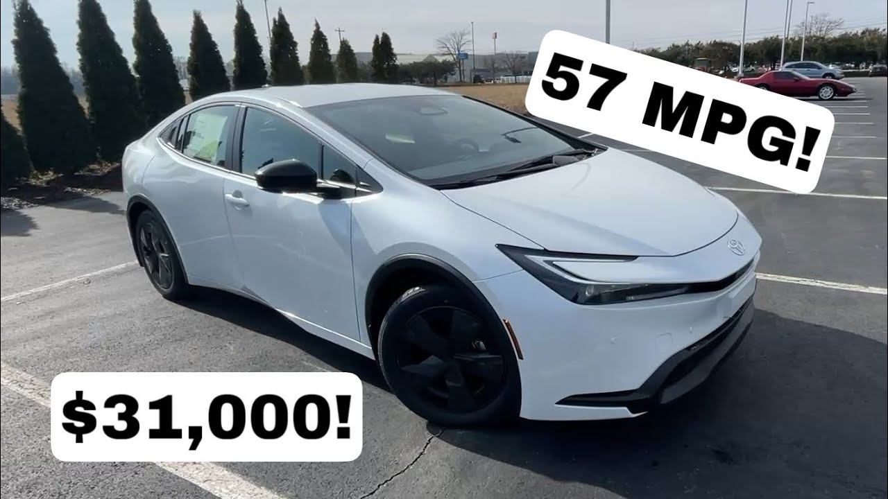 Тест-драйв и обзор Toyota Prius LE 2026 года от первого лица.