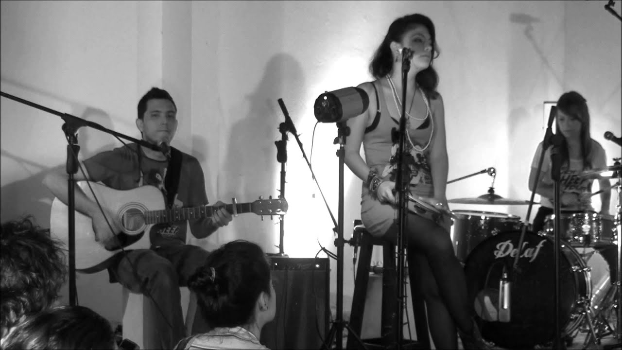 Delaf - Wonderwall Cover (En Vivo)