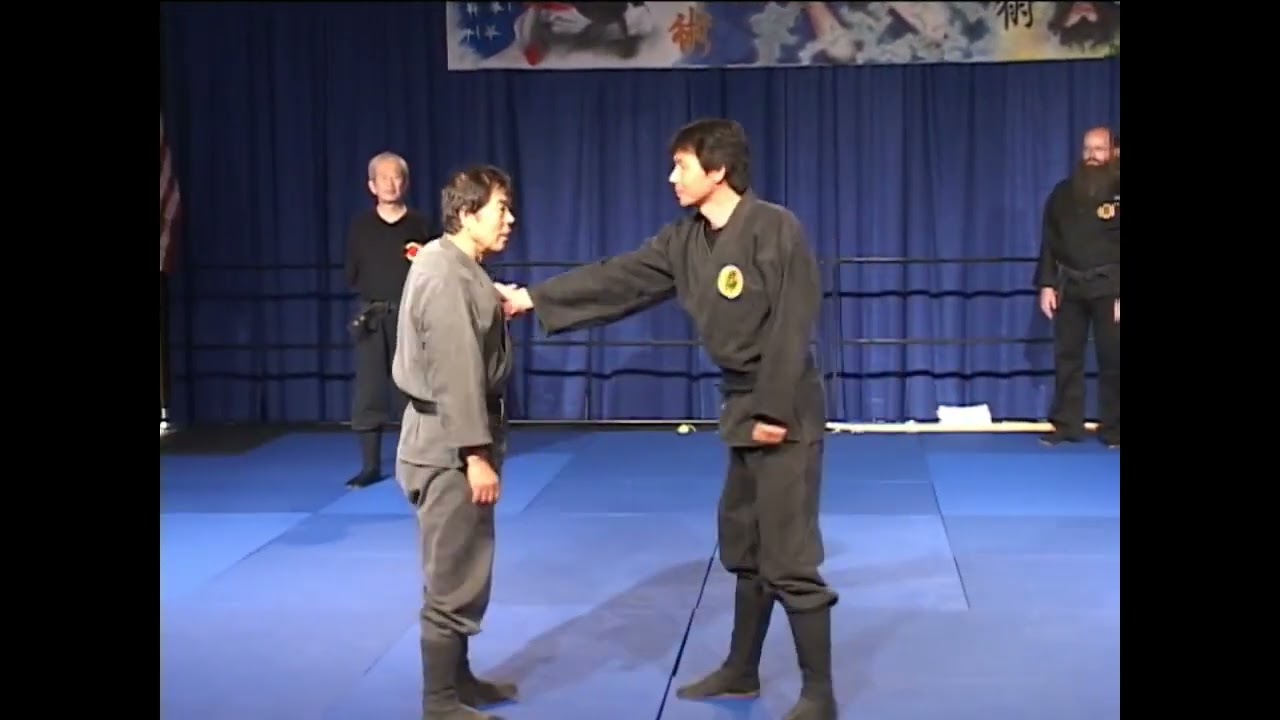 Oguri sensei - Takagi Yoshin ryu jutaijutsu Sabaki gata