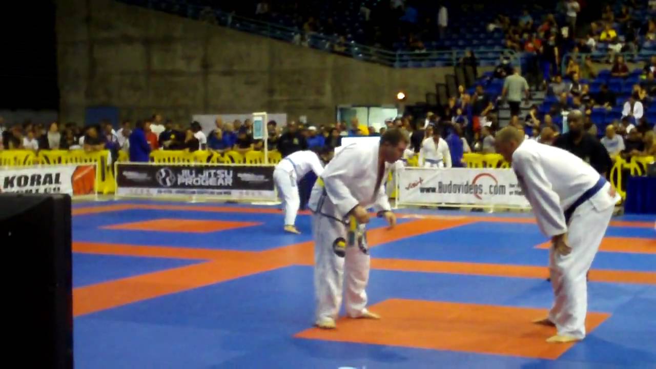 Global Jiu-Jitsu  - Andy Goodman - Pan 2010 Gold Medal Round.MOV