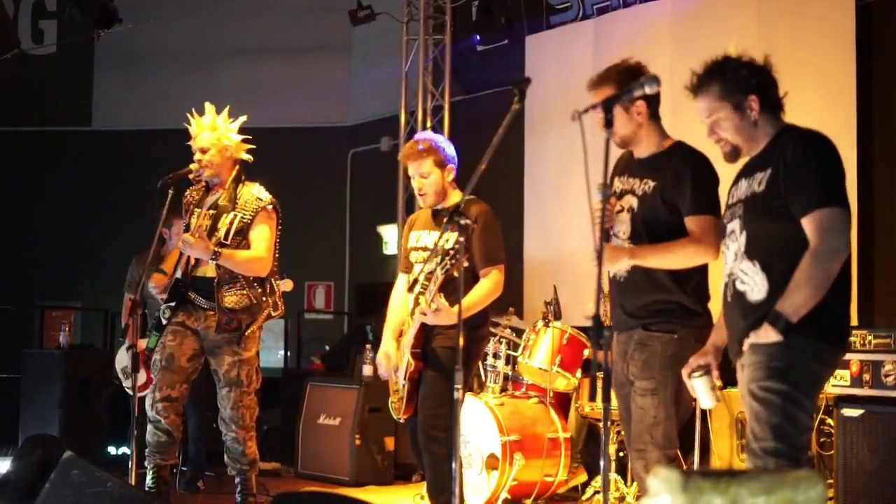 Spike Polite & Sewage - Mental Injustice - Cantu HC Fest #2 (Italy) - Professional Punkers