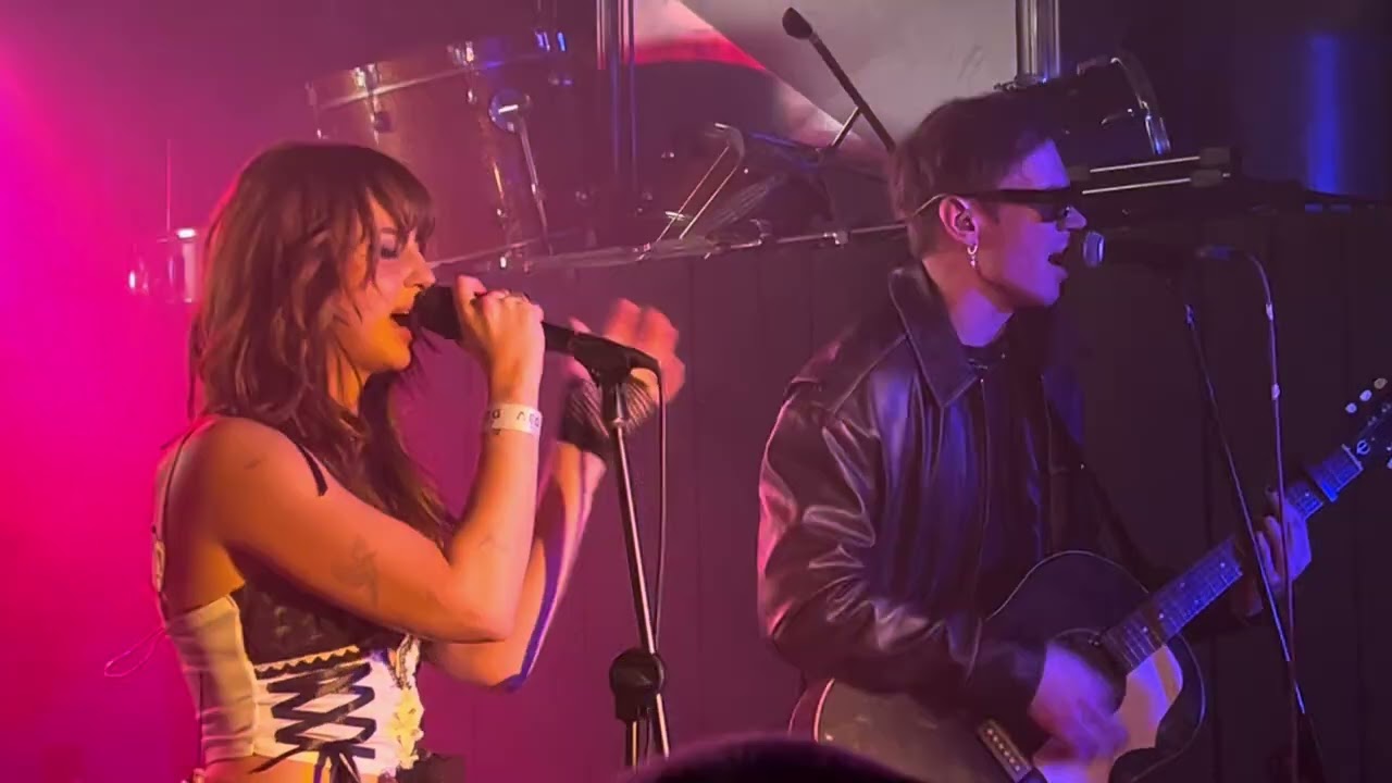 TALLY SPEAR - Upside Down, live at Signature Brew, Haggerston, London