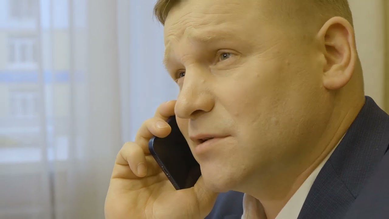 Это ваши проблемы: один день с главой администрации Всеволожского района Андреем Низовским