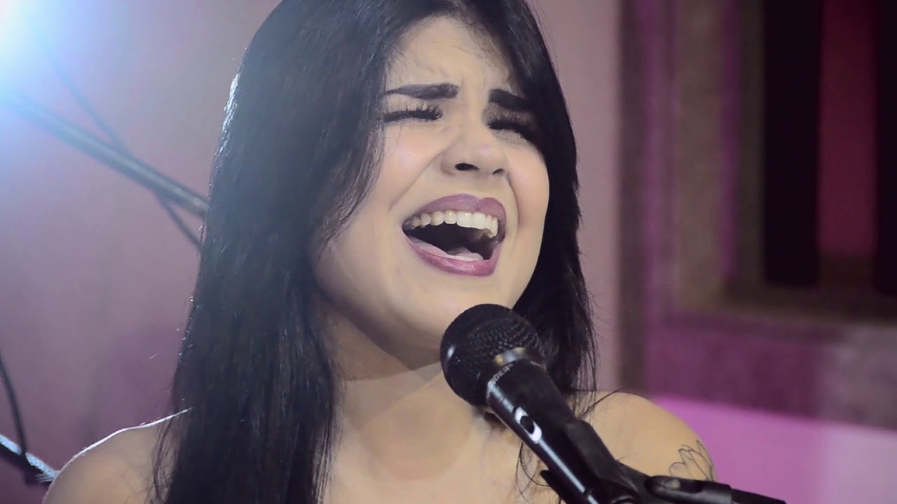 Debora Mello - Saudade Sua - Gusttavo Lima Cover Violão e Voz