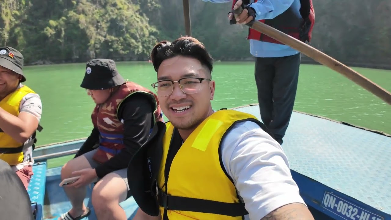 Day Trip to Ha Long Bay - IRIS Cruise