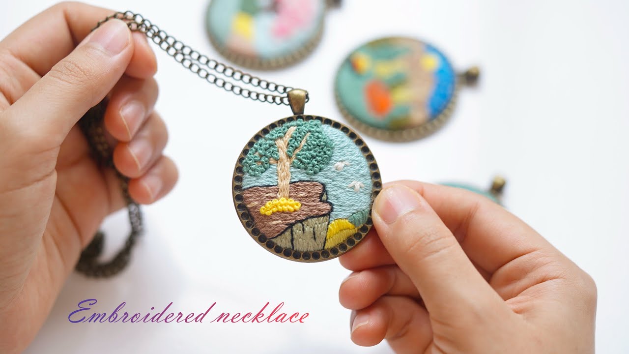 Embroidered necklace-Green rock/PDF pattern