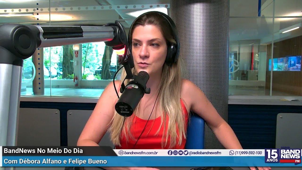 Profissional de saúde se emociona ao falar da falta de oxigênio em Manaus