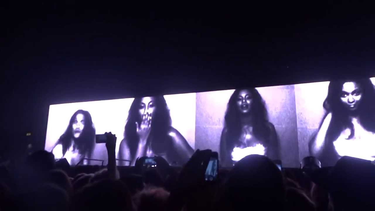 Beyonce- Run The World-Opening The Mrs. Carter Tour LG Arena  Birmingham