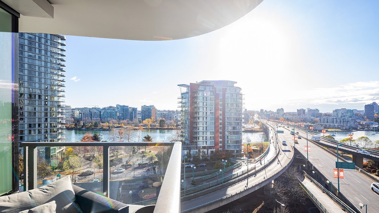 Yaletown 2 Bedroom View Home For Sale | 909 - 68 Smithe Street (One Pacific)