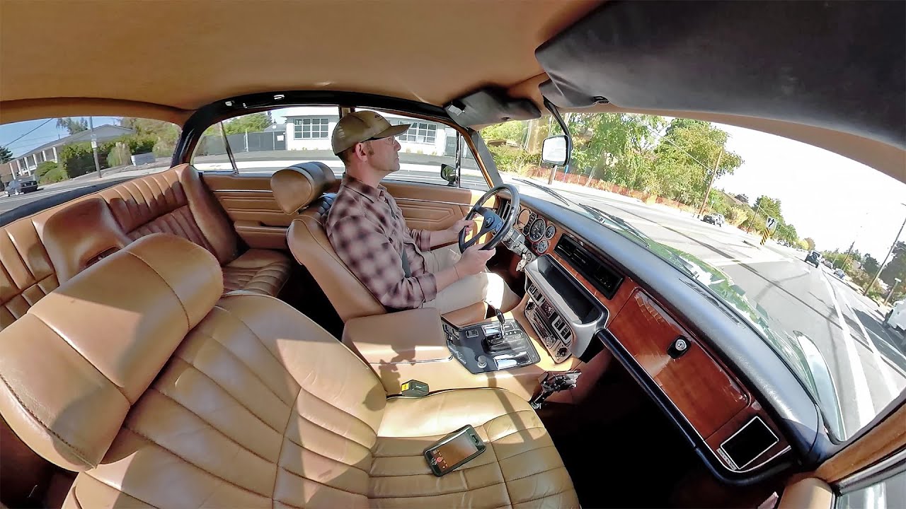 1976 Jaguar XJ12L - Cold start and driving video