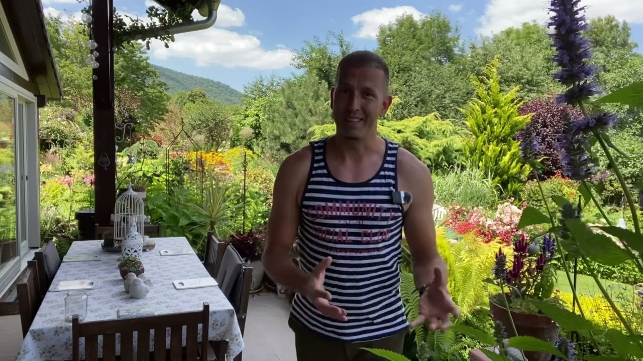 &Ouml;nt&ouml;z&eacute;s, locsol&aacute;s a kertben