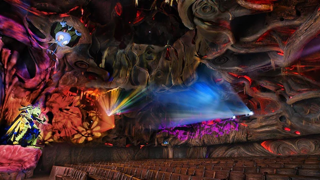 [4K] It's Tough to be a Bug! | Disney's Animal Kingdom