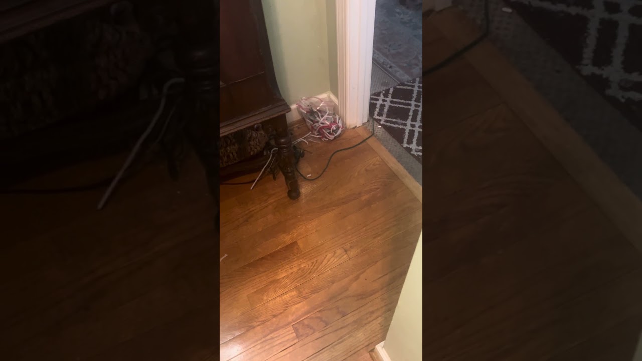 Моё старинное радио, которому 104 года, работает! Все детали оригинальные, словно из прошлого.