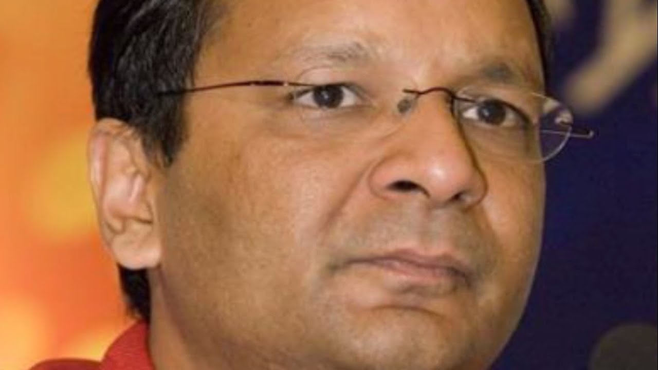 Ajay Singh in talks to buy Maran&rsquo;s entire SpiceJet stake