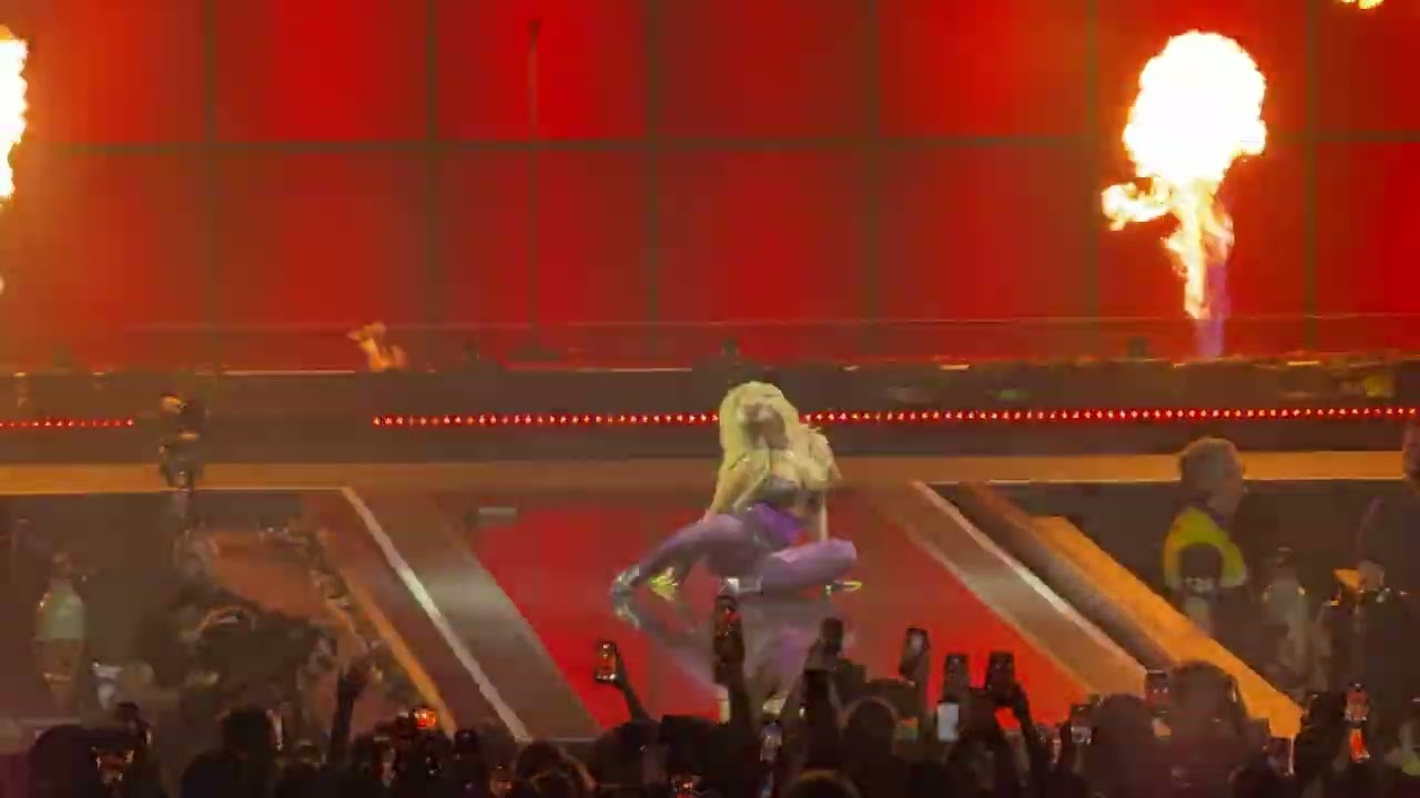 Doja Cat - Wet V (Live in Perth, RAC Arena) | TOUR MA VIE 2025 |