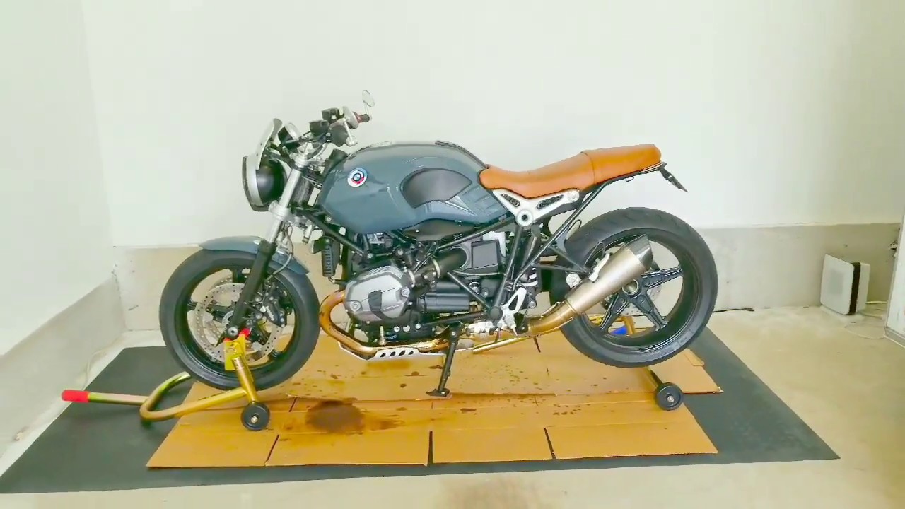 BMW R Nine T - Oil Change