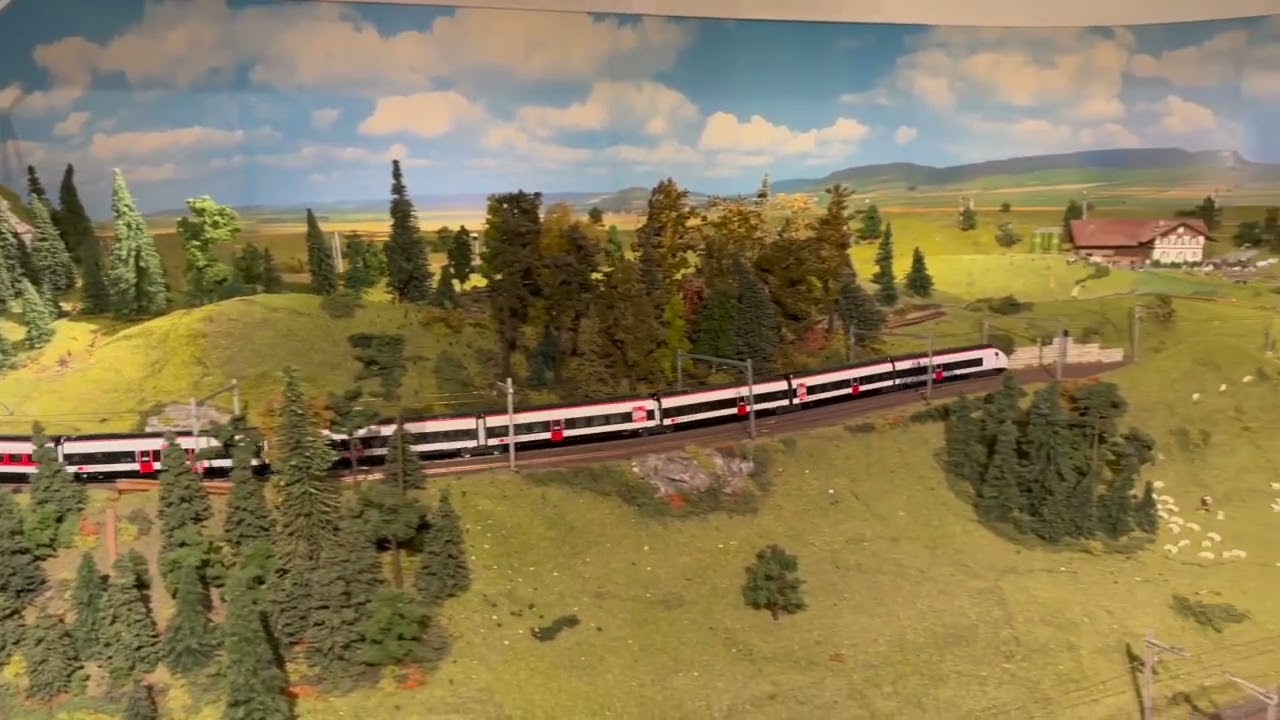 Modellbahn am Bach - Giruno am Bach unterwegs
