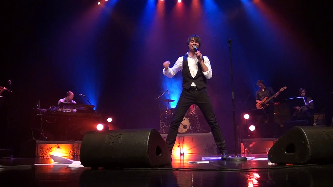 Alexander Rybak -  Ain't that a kick in the head, Christmas Tour 2010